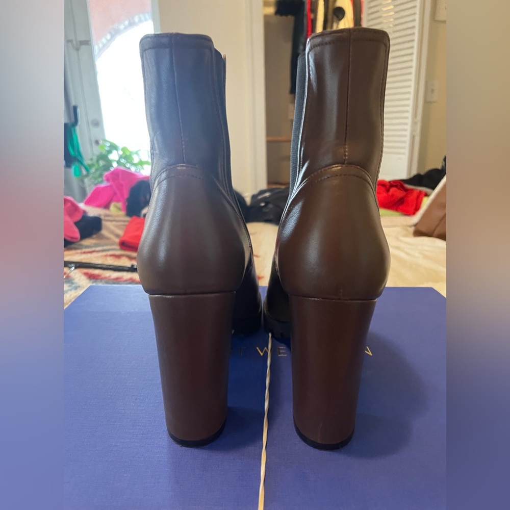 Stuart Weitzman Wenda Lug-Sole Leather Chelsea Boots - Picture 7 of 8